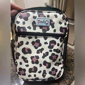 Gently used Swig lunchbox